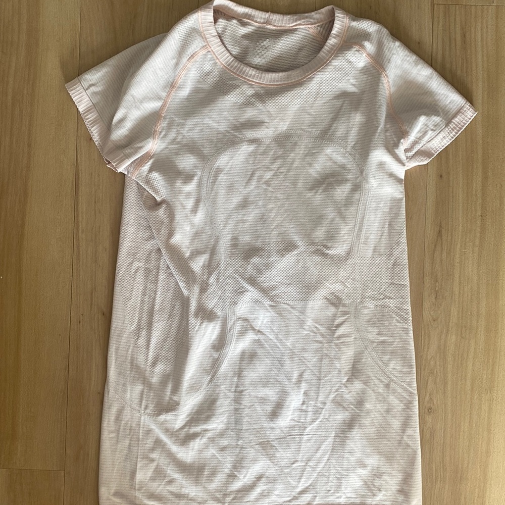 Lululemon short sleeve